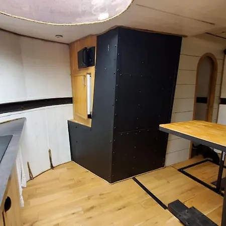 Dans Peniche Atypique Et Idyllique A Confluence